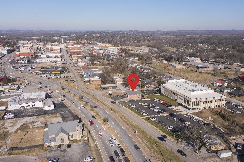 1113 S Main St, Columbia, TN  38401