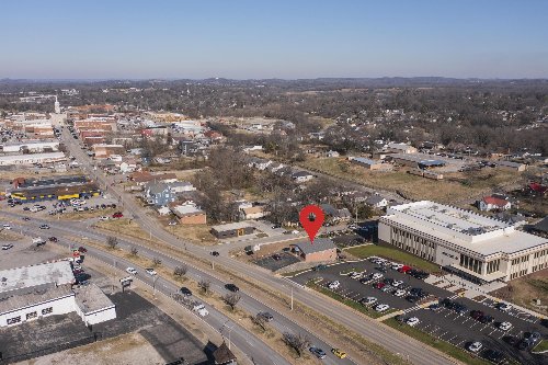 1113 S Main St, Columbia, TN  38401