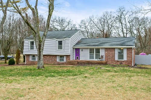 8202 Spring Valley Dr, Brentwood, TN  37027