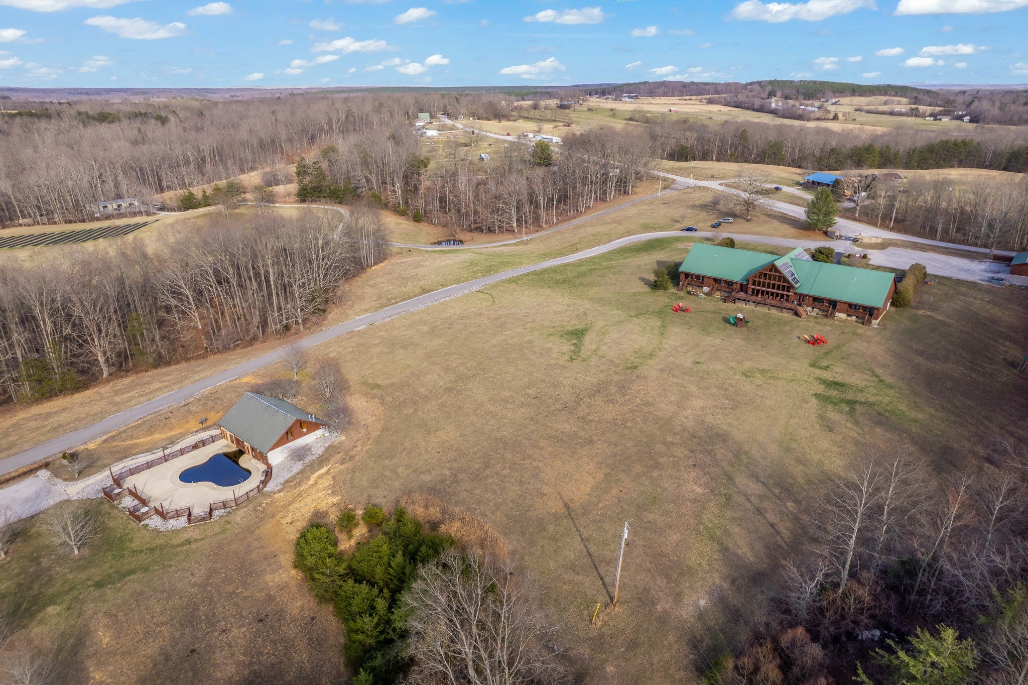 25 High Meadow Dr, Spencer, TN  38585