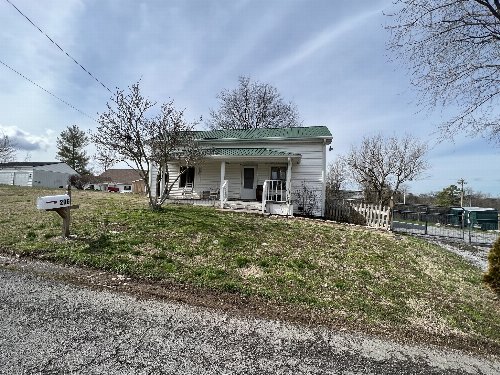 206 Old Flat Creek Rd, Shelbyville, TN  37160