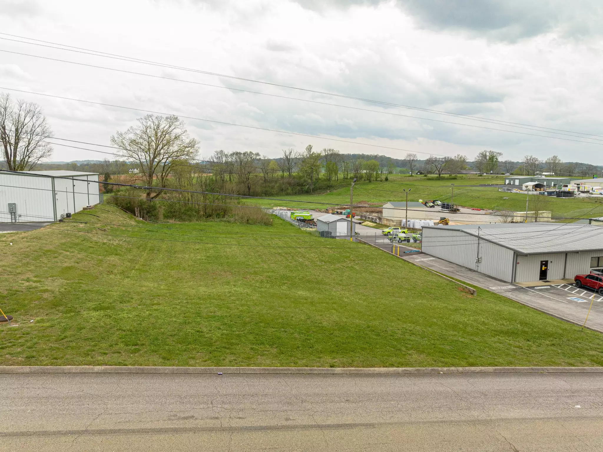 Park Plus Drive, Columbia, TN  38401