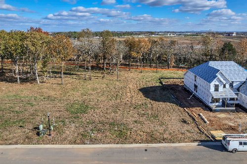 2026 Queenie Johns Dr, Murfreesboro, TN  37128