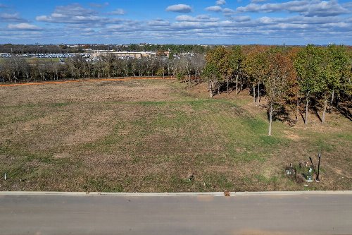 2022 Queenie Johns Dr, Murfreesboro, TN  37128