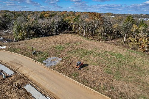 2022 Queenie Johns Dr, Murfreesboro, TN  37128