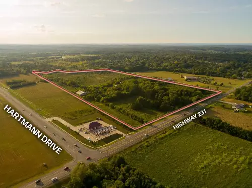2070 Hunters Point Pike, Lebanon, TN  37087