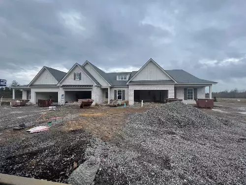 2290 Midland Rd, Shelbyville, TN  37160