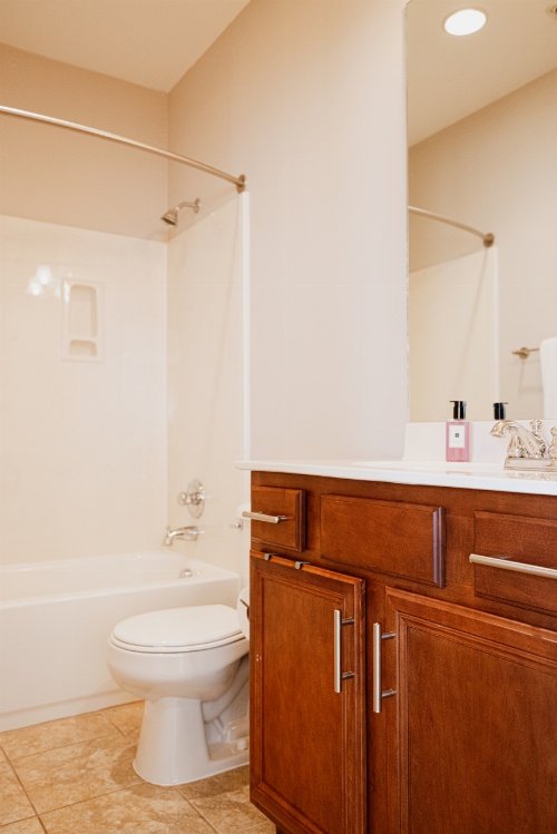 702 Wedgewood Park, Nashville, TN  37203