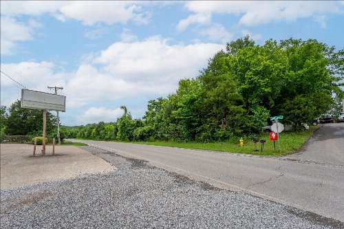 Gatlin Street, Clarksville, TN  37040