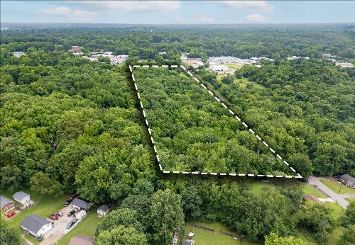 Gatlin Street, Clarksville, TN  37040