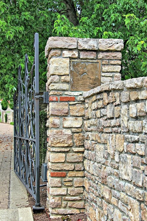 700 Halcyon Way, Columbia, TN  38401