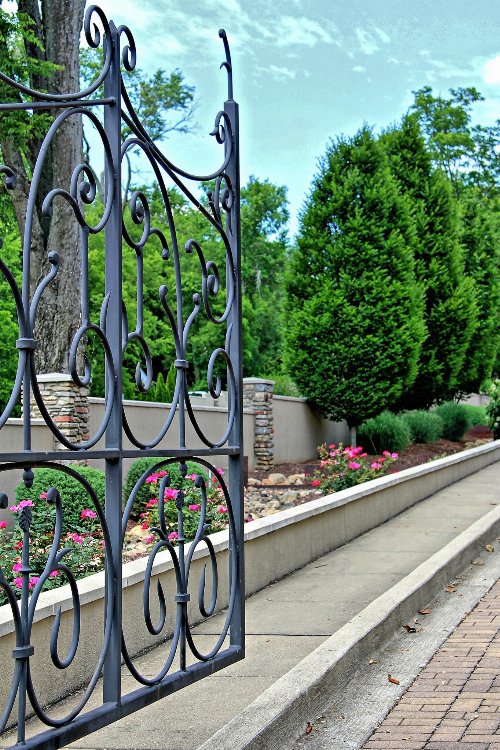 700 Halcyon Way, Columbia, TN  38401