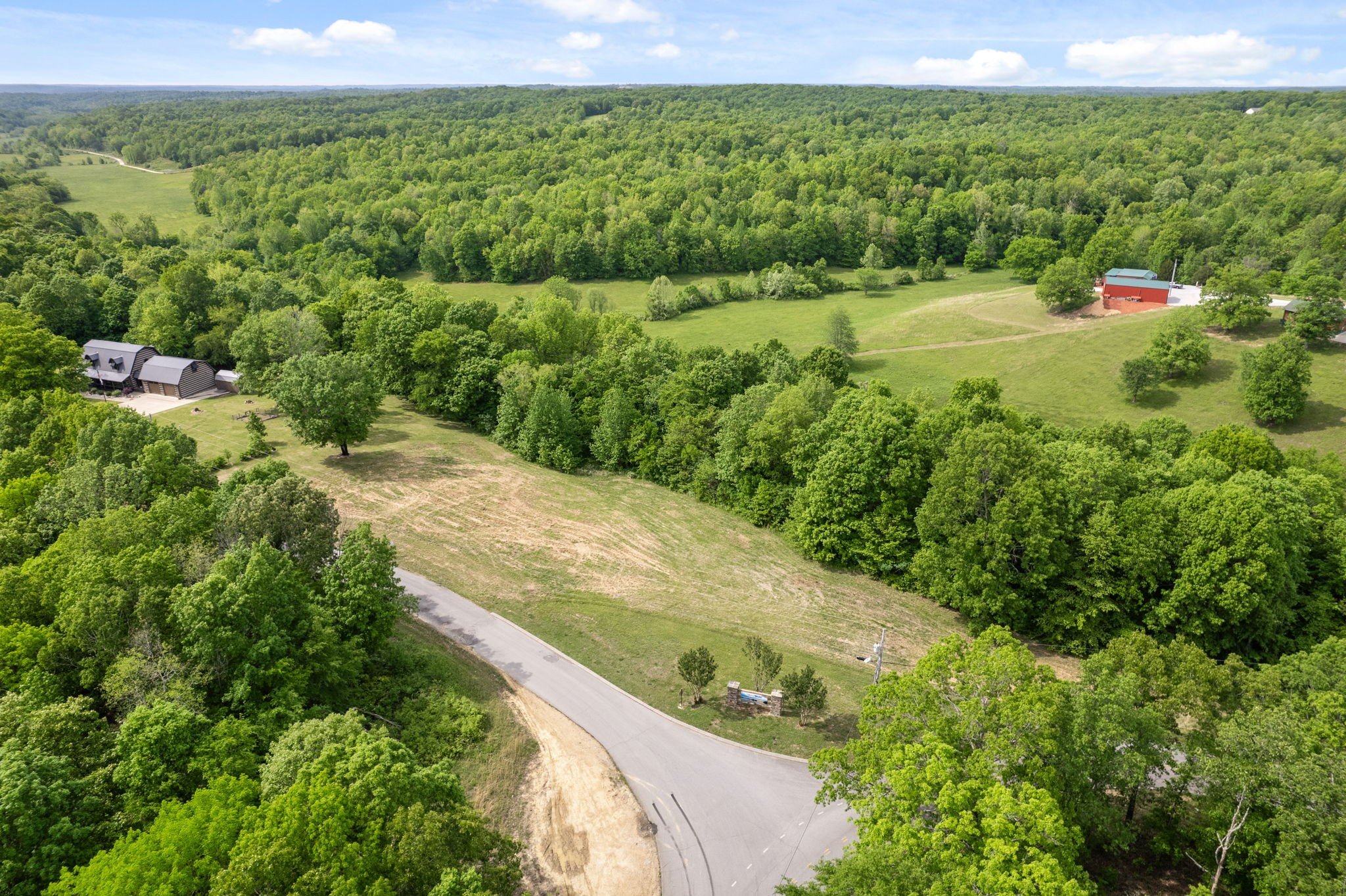 Highwater Rd, Waverly, TN  37185