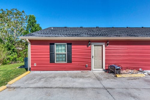 3371 Murfreesboro Hwy, Manchester, TN  37355