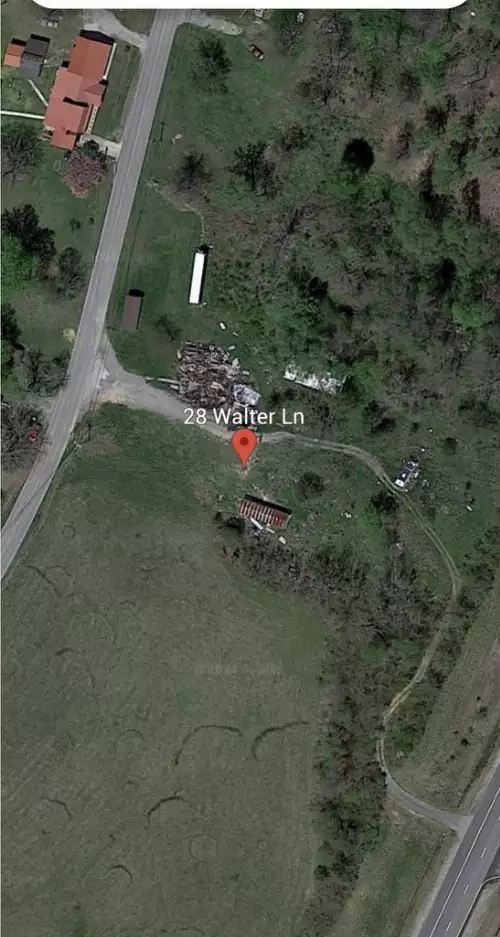 28 Walter Ln, Spencer, TN  38585