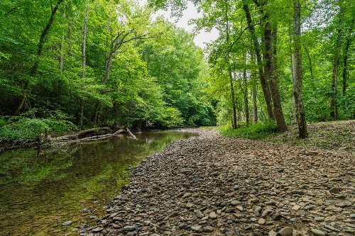 Steel Tram Ridge Ln, Crawford, TN  38554