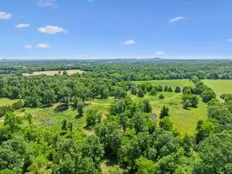 312 Moulder Rd, Shelbyville, TN  37160