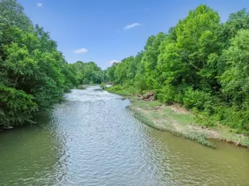 312 Moulder Rd, Shelbyville, TN  37160