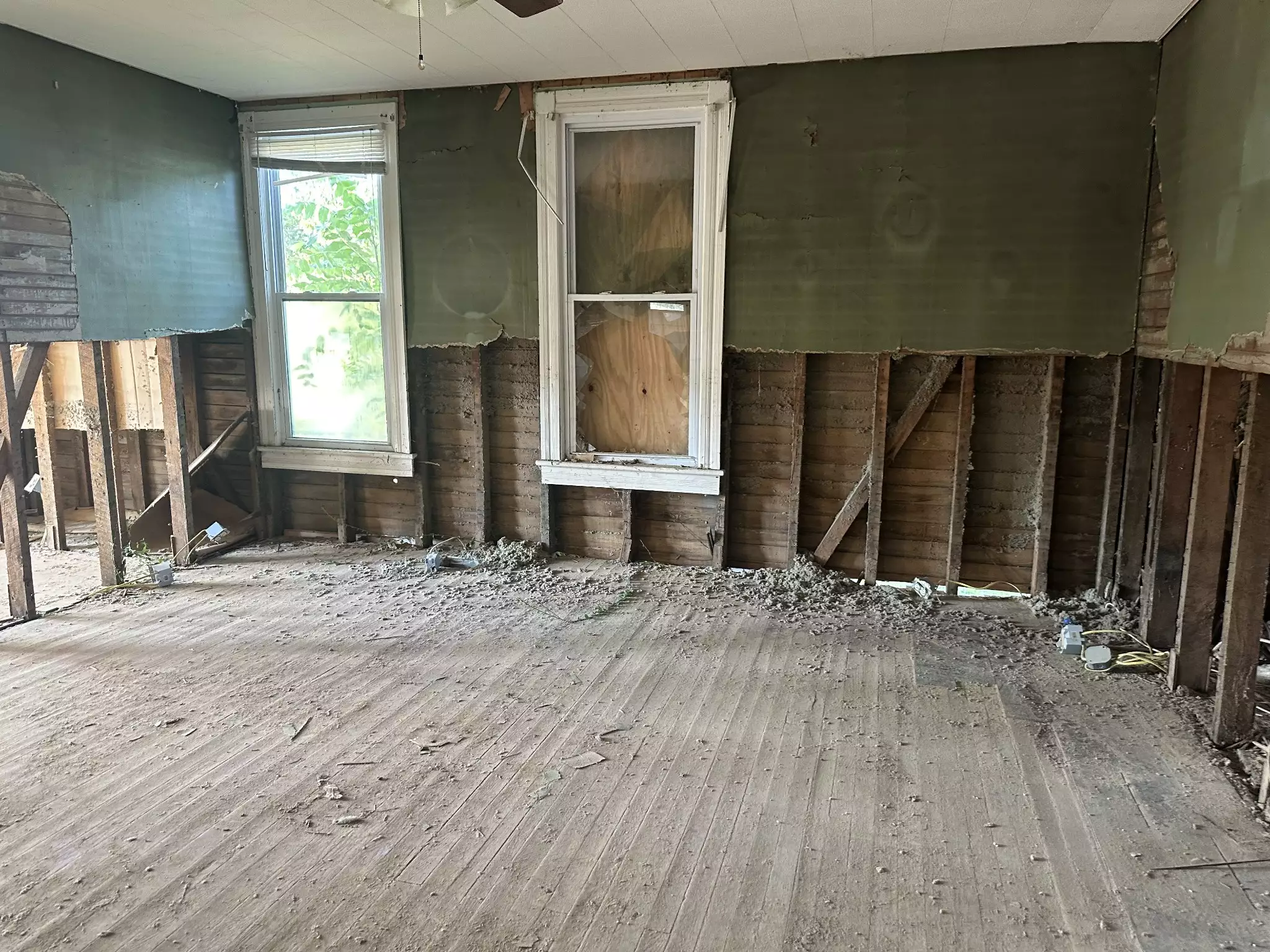 101 Slayden Ave, Waverly, TN  37185