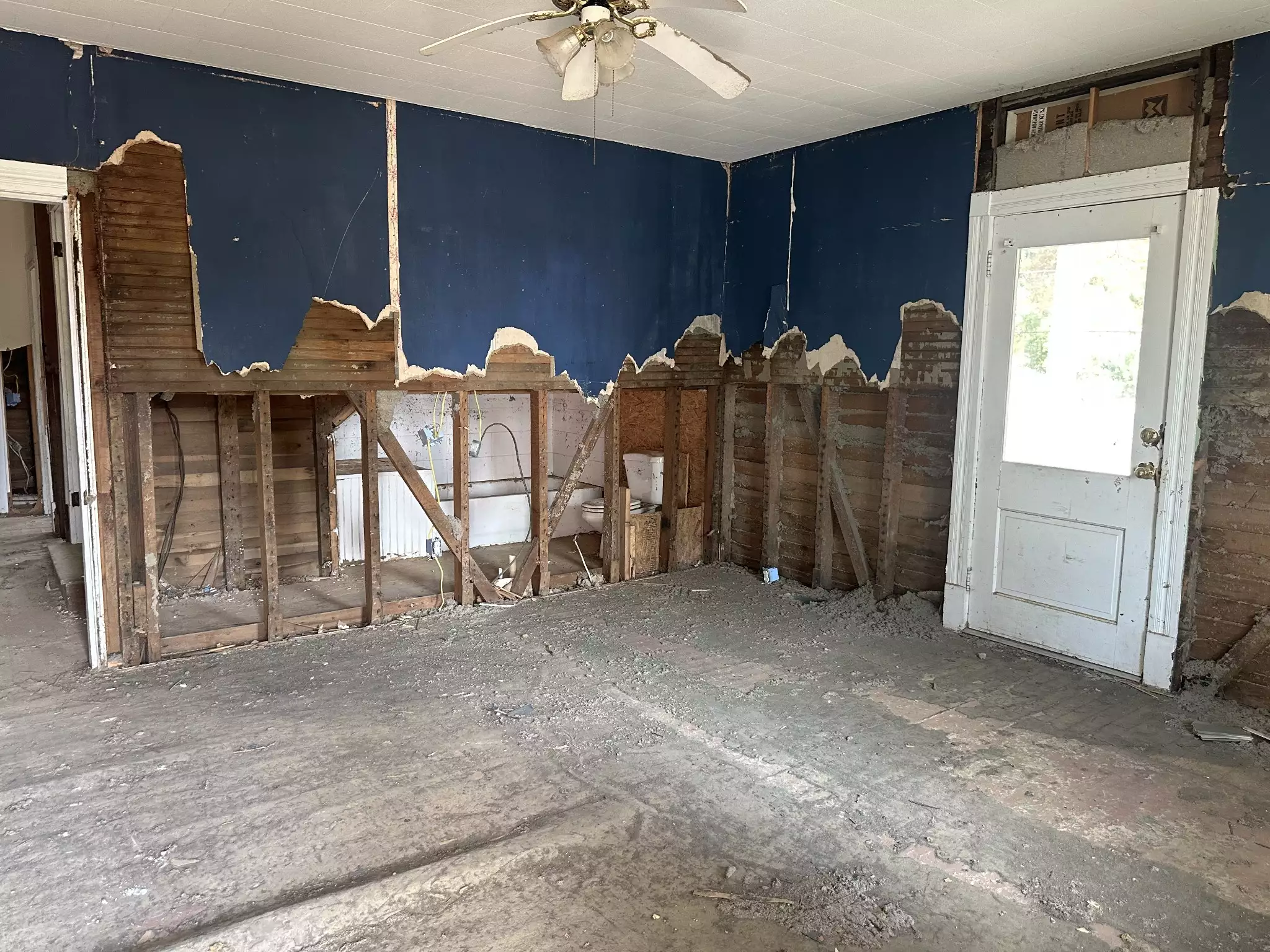 101 Slayden Ave, Waverly, TN  37185