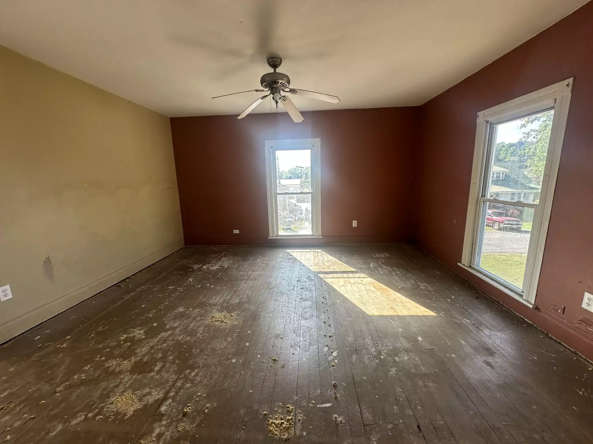 101 Slayden Ave, Waverly, TN  37185