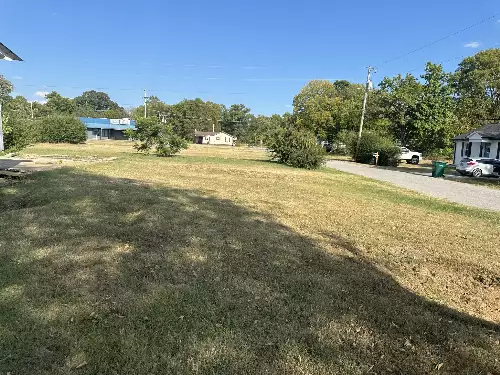 101 Slayden Ave, Waverly, TN  37185