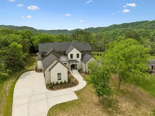 6403 Fischer Ct, Brentwood, TN  37027