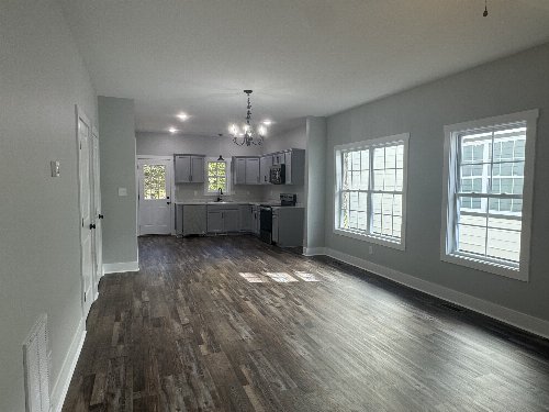 954 Greenwood Ave, Clarksville, TN  37040