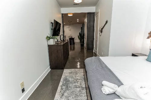 210 30th Ave, Nashville, TN  37203