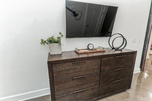 210 30th Ave, Nashville, TN  37203