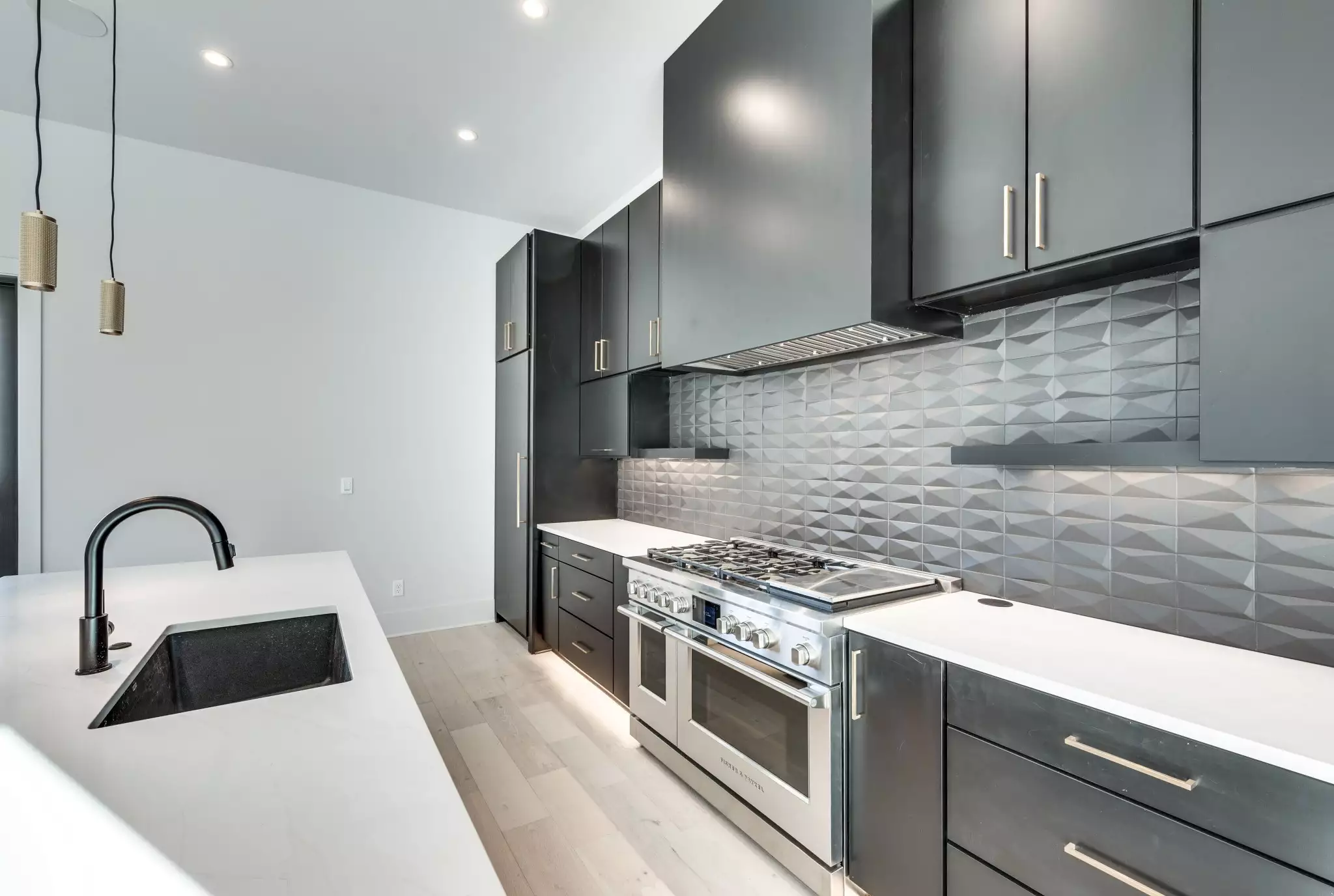 3122A Belwood St, Nashville, TN  37203