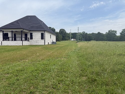 2120 Hamilton Chambers Rd, Lebanon, TN  37087