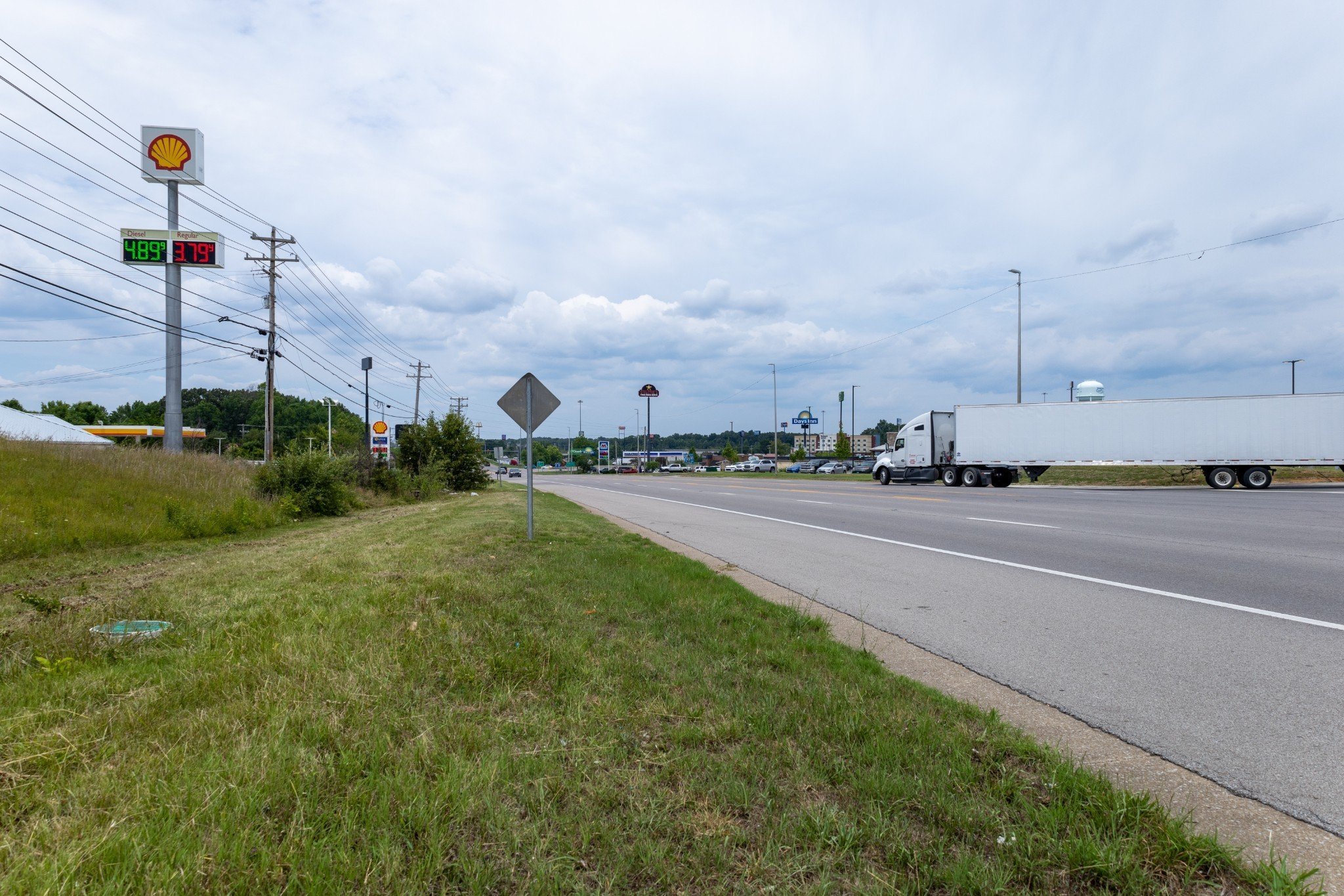 Old Highway 46 S, Dickson, TN  37055