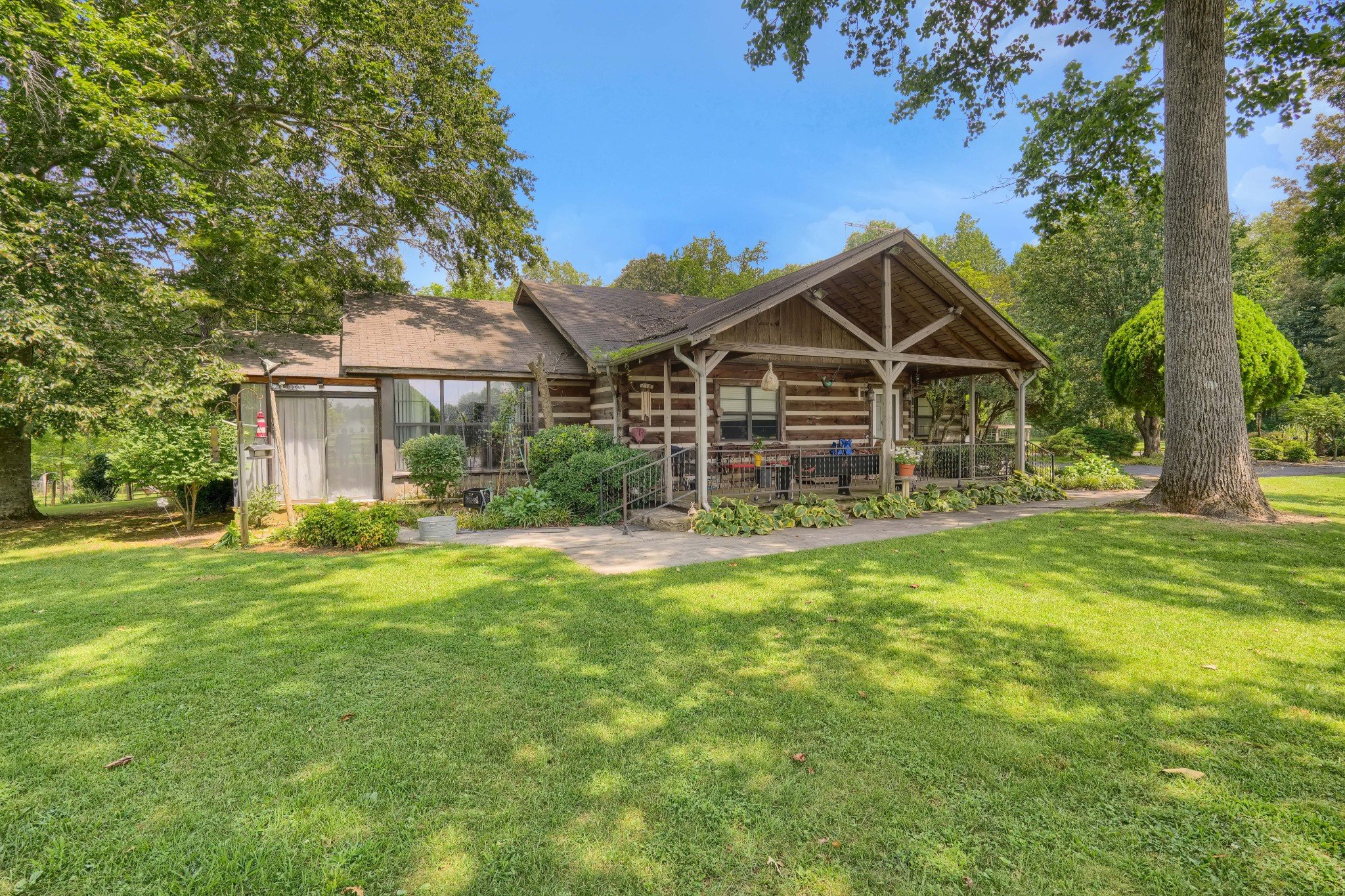 967 Mud Creek Rd, Morrison, TN  37357