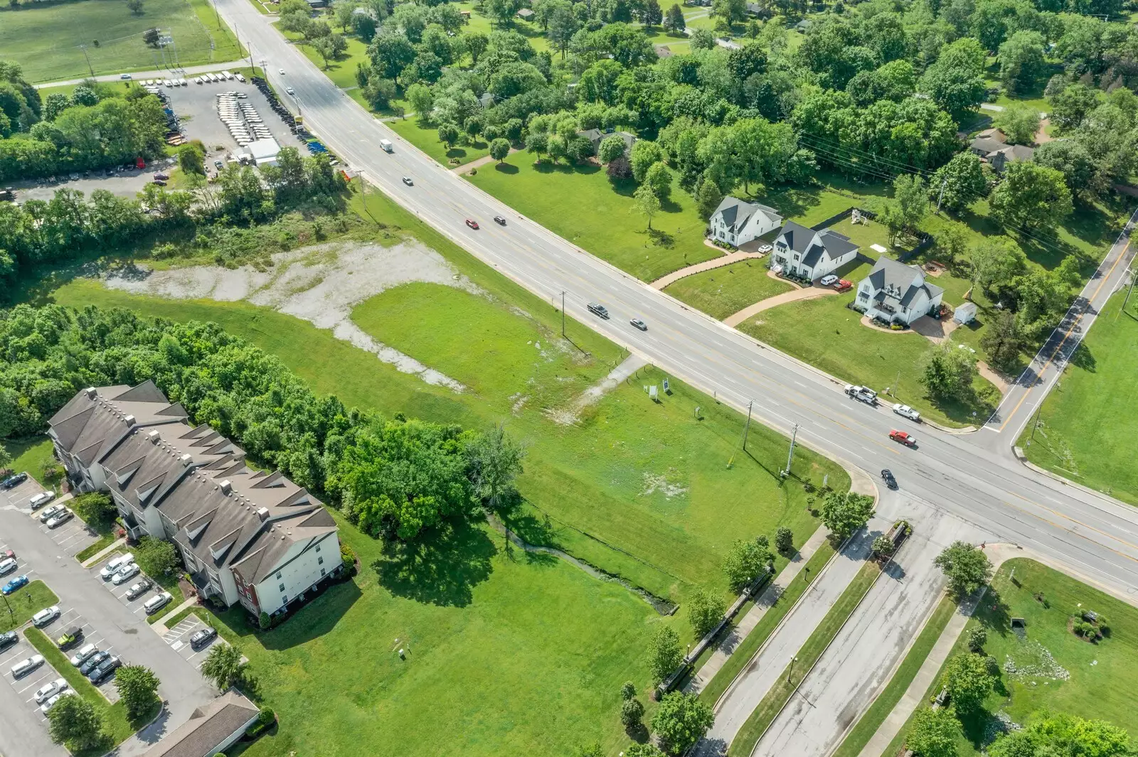 2 HAMILTON STATION BLVD, Lebanon, TN  37087