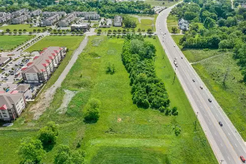 8 HAMILTON STATION BLVD, Lebanon, TN  37087