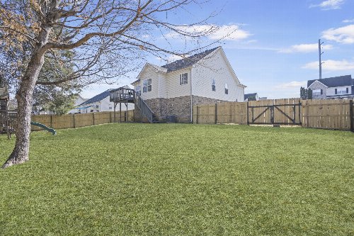 3139 Holly Pt, Clarksville, TN  37043