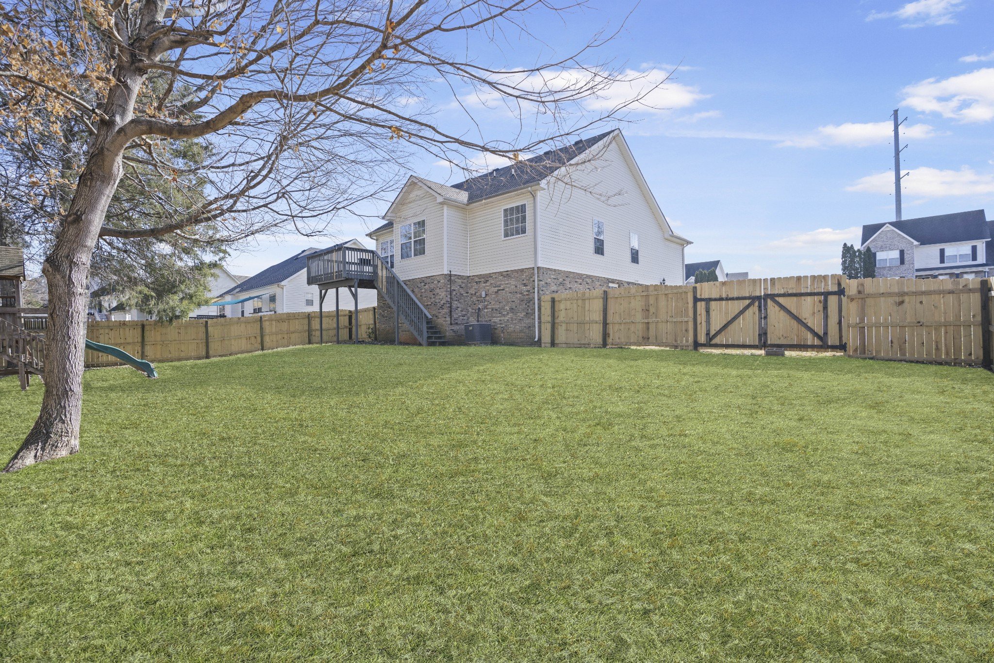 3139 Holly Pt, Clarksville, TN  37043