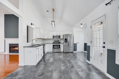 3139 Holly Pt, Clarksville, TN  37043