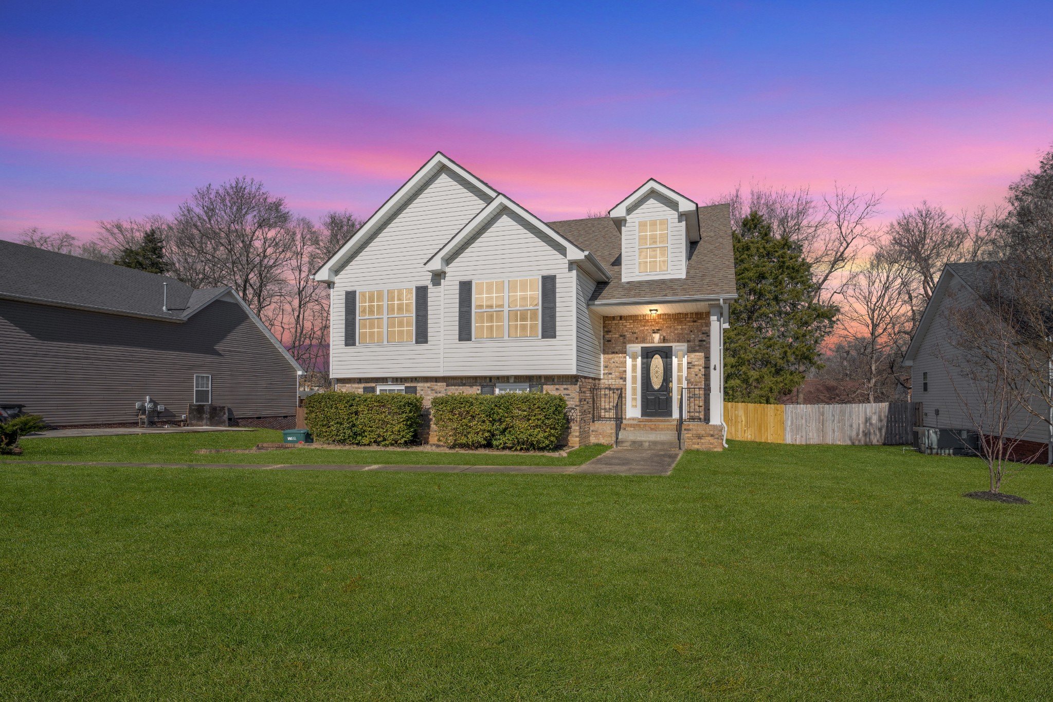 3139 Holly Pt, Clarksville, TN  37043