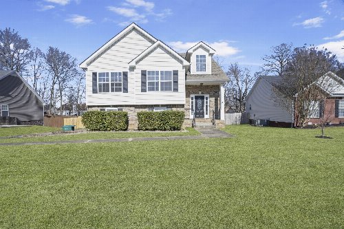 3139 Holly Pt, Clarksville, TN  37043