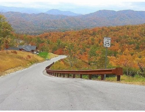 Mountaineer Tr, Sevierville, TN  37876