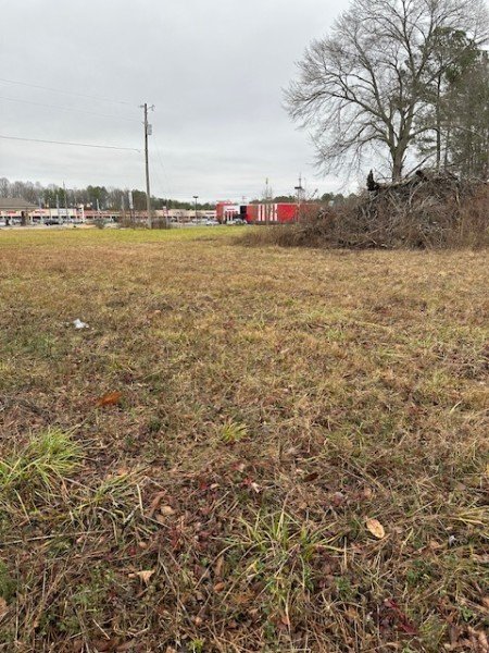 Doak Rd, Manchester, TN  37355