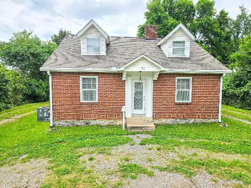 130 Walton Ferry Rd, Hendersonville, TN  37075