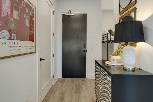 815 Main St, Nashville, TN  37206