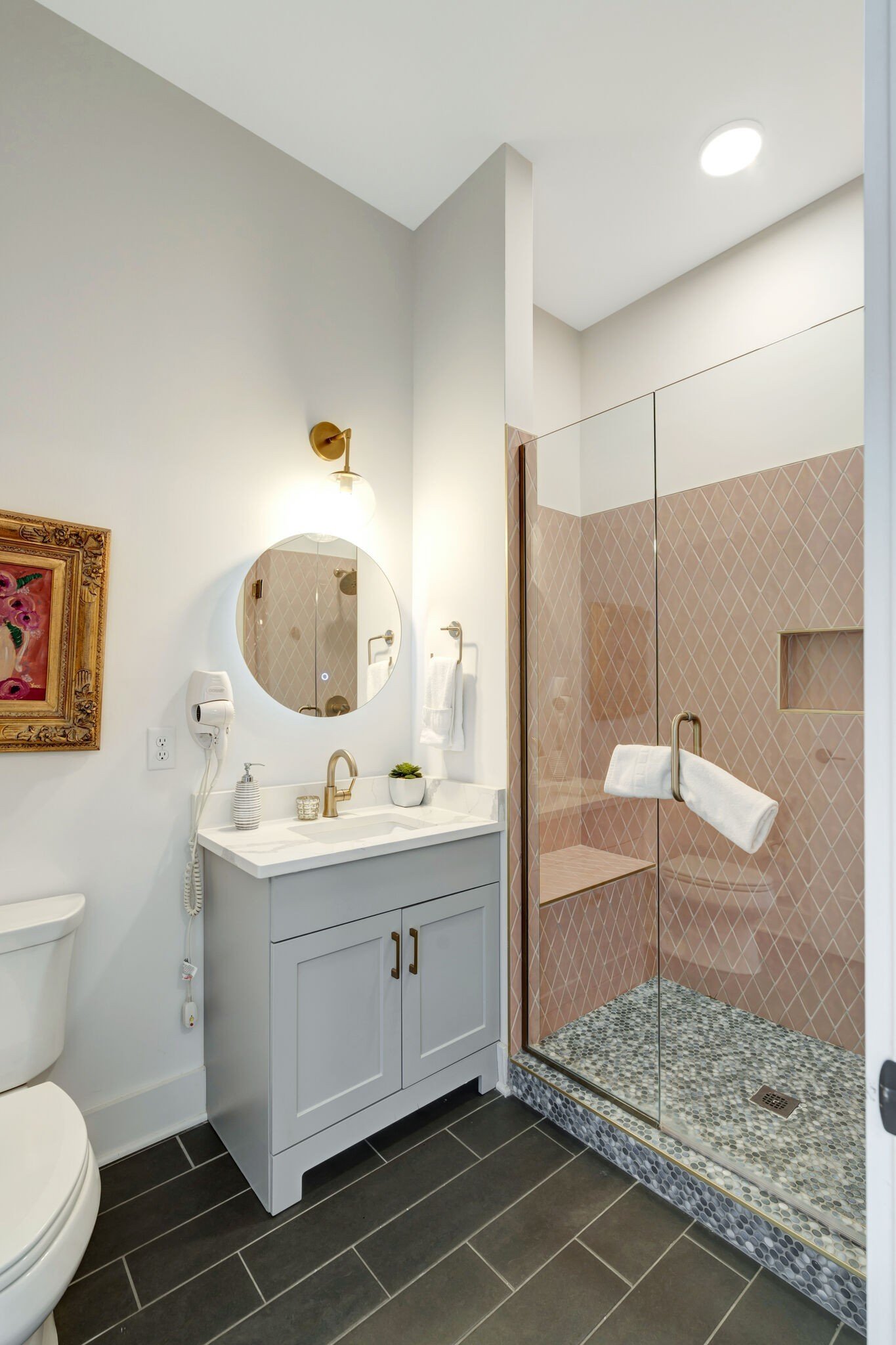 815 Main St, Nashville, TN  37206