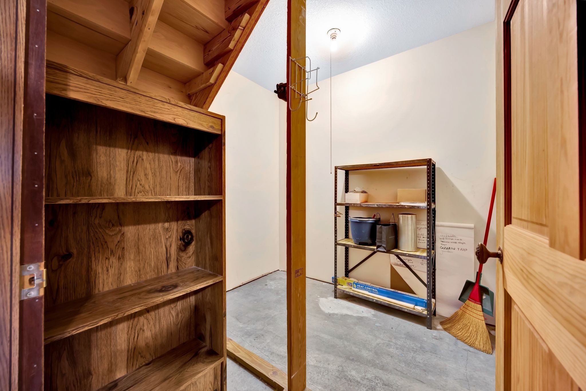 943 Old CCC Rd, Sewanee, TN  37375