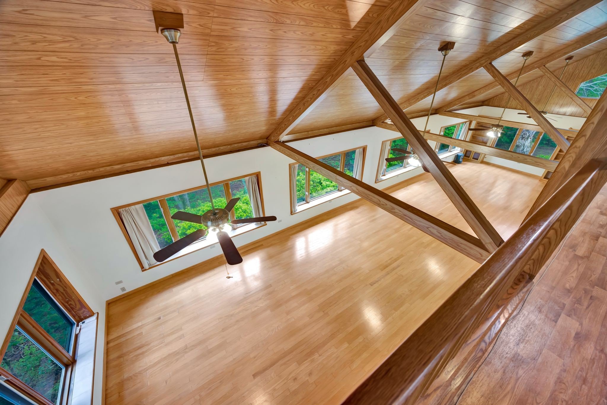 943 Old CCC Rd, Sewanee, TN  37375