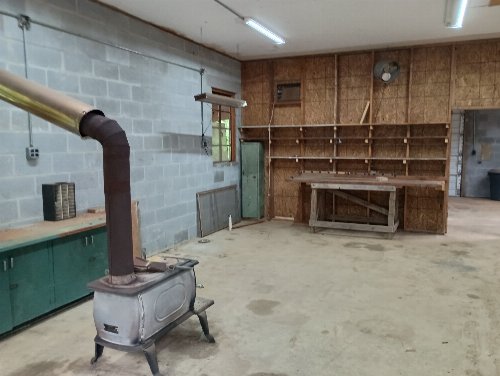 943 Old CCC Rd, Sewanee, TN  37375