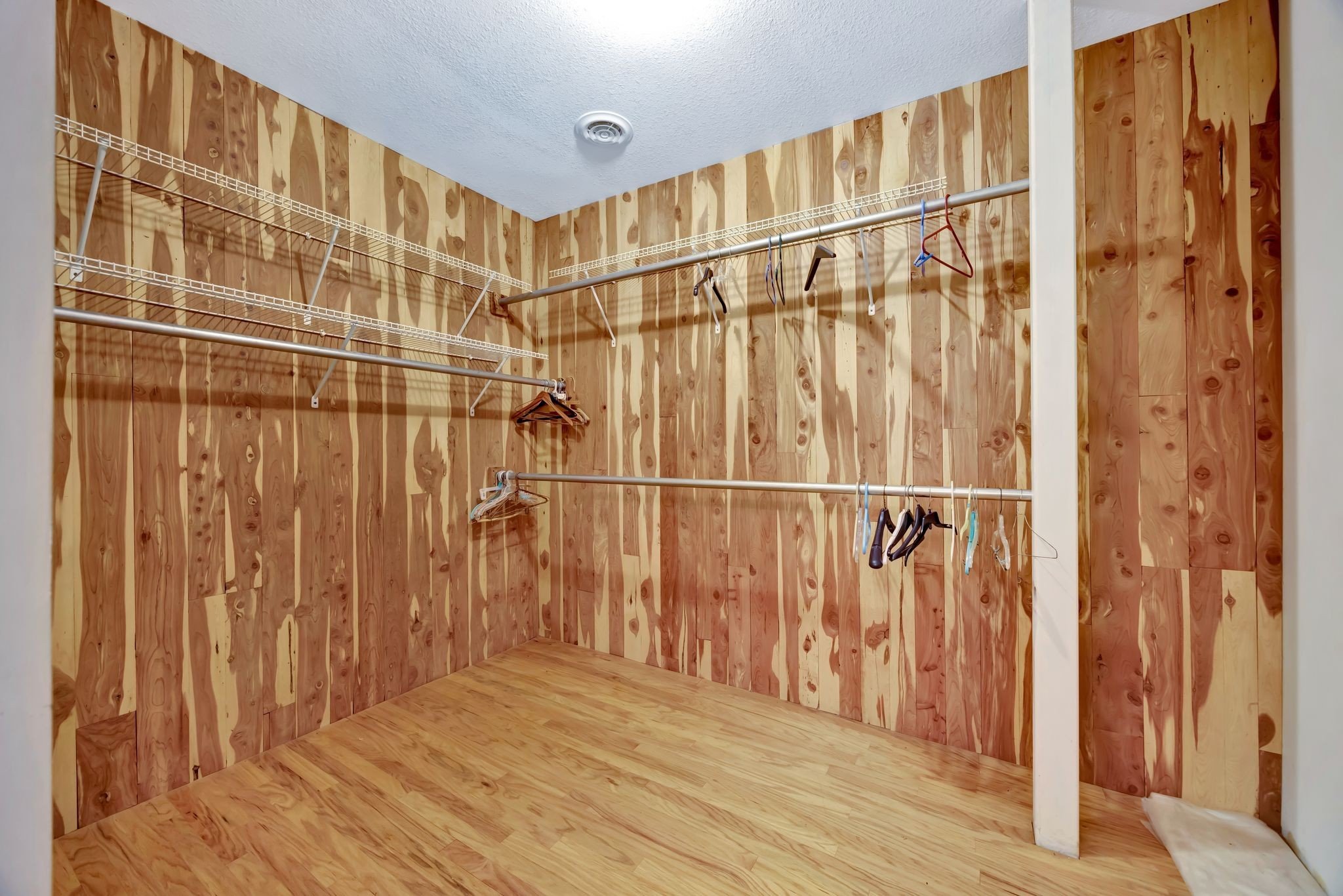 943 Old CCC Rd, Sewanee, TN  37375